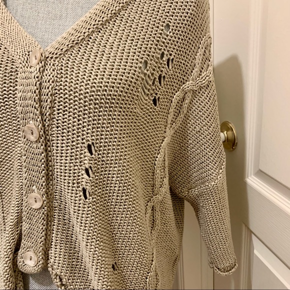 Brandy Melville Distressed Cardigan [wool, sweater, beige, winter, bohemian] - Picture 4 of 7